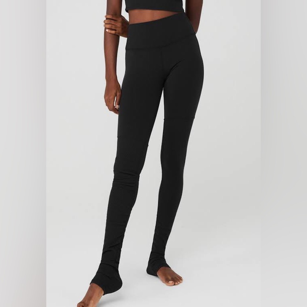 Women’s Alo Black Long Yoga Pants